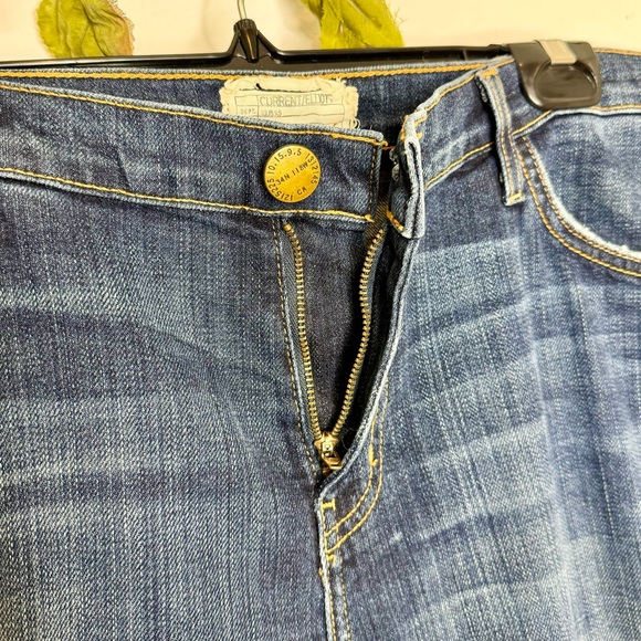 Current/Elliot ‘The Cropped Straight Jean’ - Picture 6 of 11